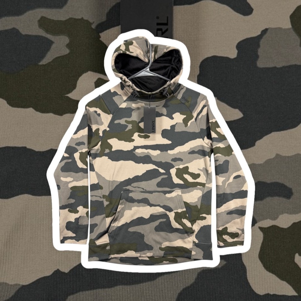 NWT UNRL Crossover Hoodie II Youth Medium Woodland Camo Athletic Sweatshirt